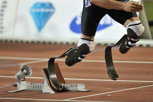 安裝假肢后可以進行跑步嗎?(圖1) 安裝假肢后可以進行跑步嗎?(圖1)